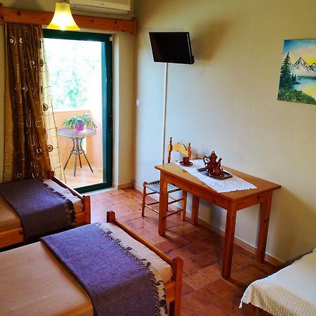 Chrissas Apartments Ретимно Экстерьер фото